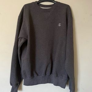 CHAMPION CREWNECK SWEATSHIRT